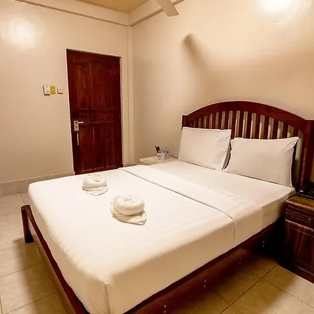 Kiwi Hotel-2